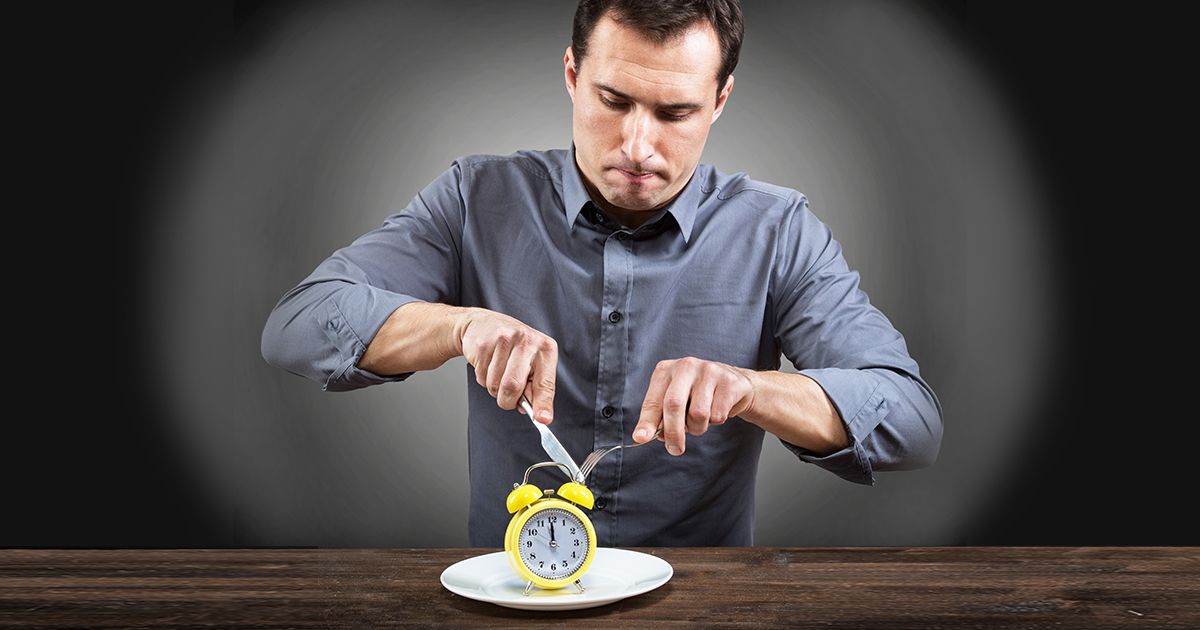 Los peores momentos para comer que desencadenan una mala salud metabólica