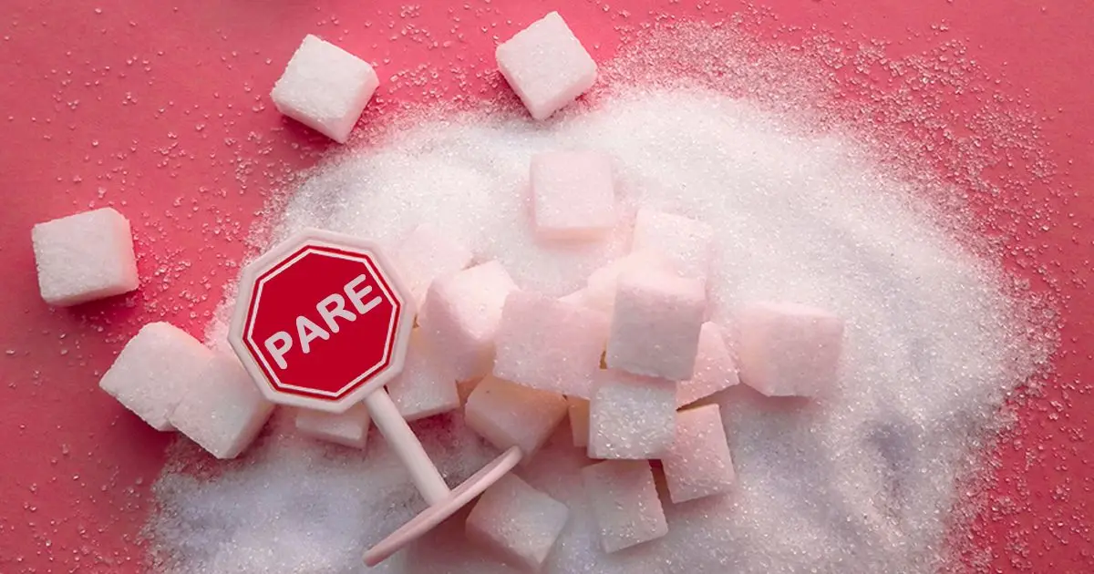 ¿Qué le sucede a su cuerpo cuando consume demasiada azúcar?