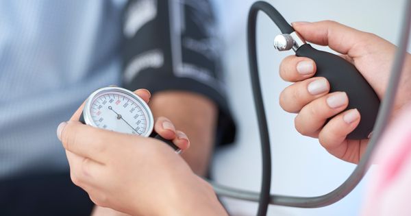 Los beneficios de la quercetina en la presión arterial